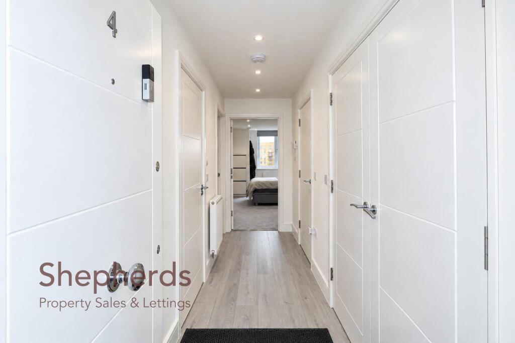 Apartment in Enfield - View 2