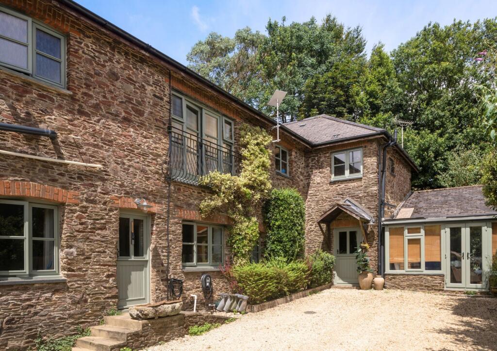 Main image of property: Paddlelake Barn, Dartmouth, Devon