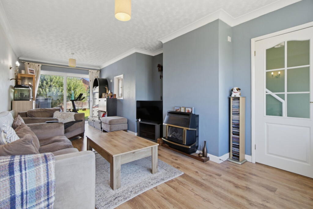 House in Worcester - View 4