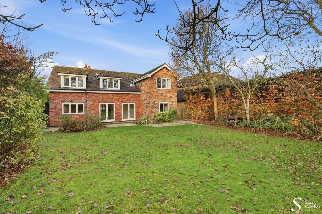 House in Warrington, Peover Superior and Snelson - View 2