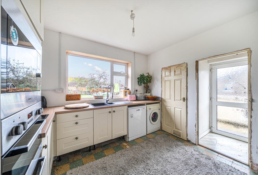 Additional image 4 of Welton Vale, Midsomer Norton, Radstock, Somerset, BA3