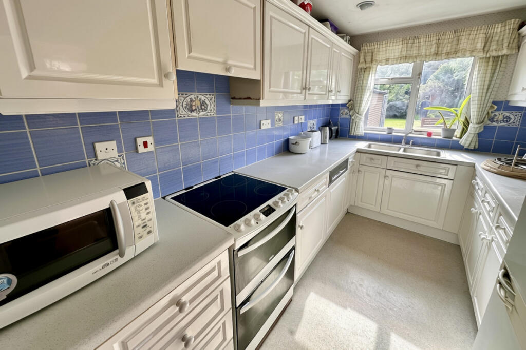 House in Watford - View 5