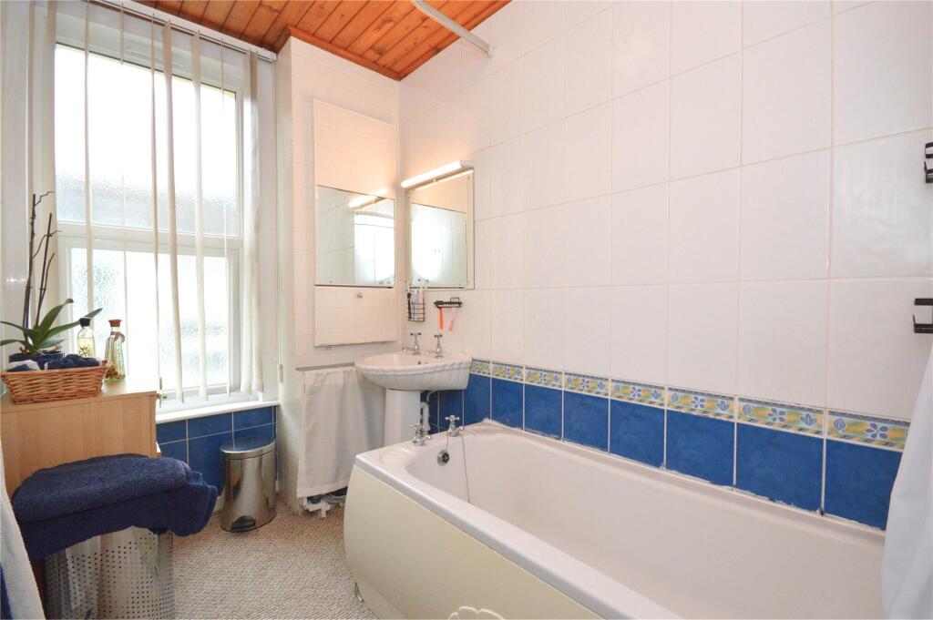 House in Plymouth - View 5
