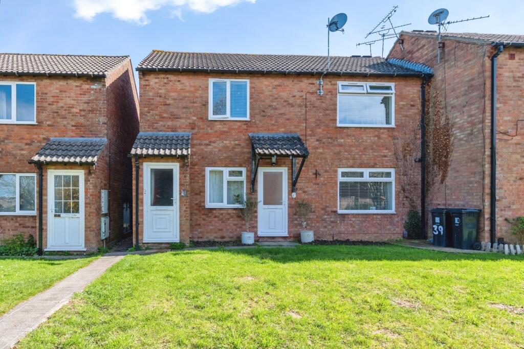 Main image of property: Gatcombe Drive, Stoke Gifford, Bristol, Gloucestershire, BS34