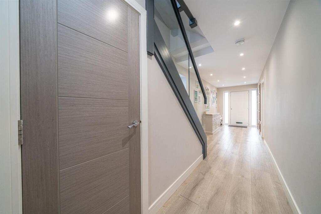 Additional image 7 of Rowlatt Drive, St. Albans