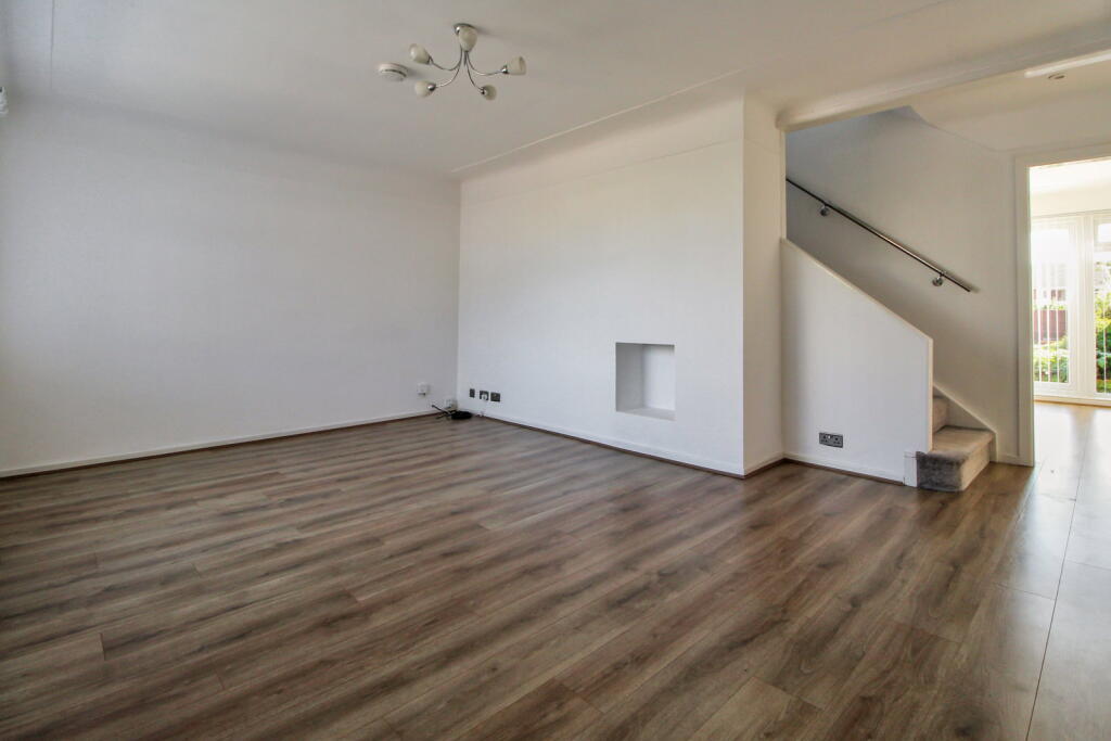 Rydal Close, Pensby, CH61 - View 2