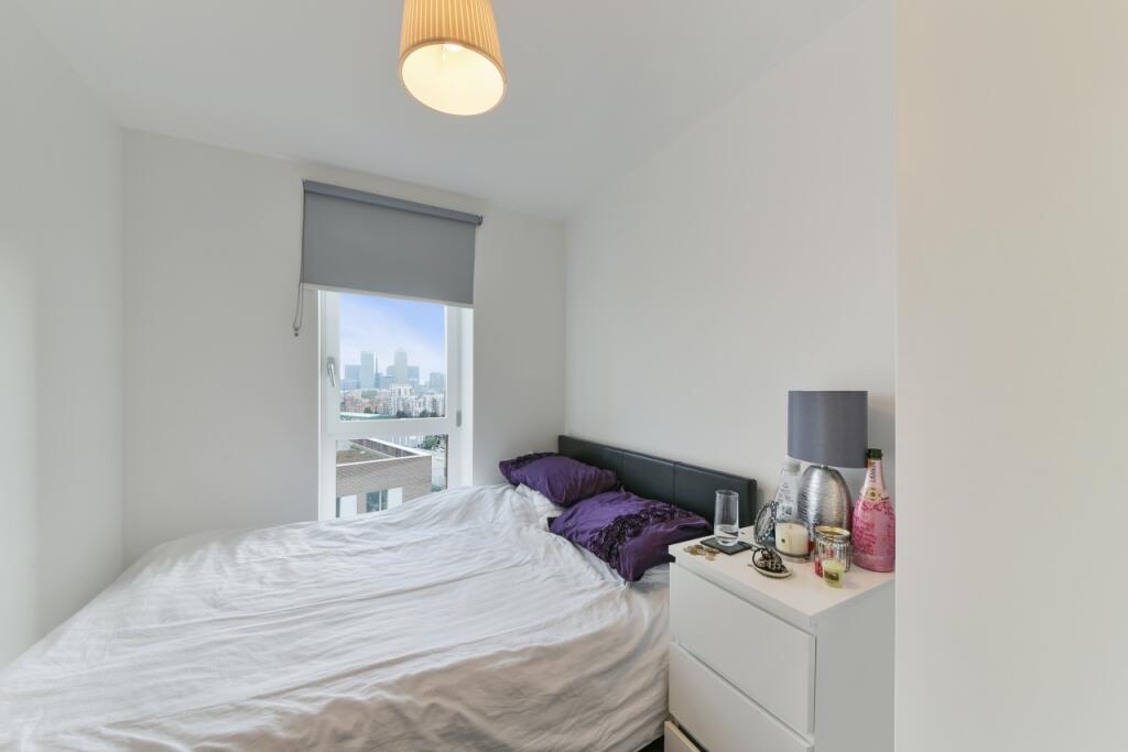 Apartment in London - View 5