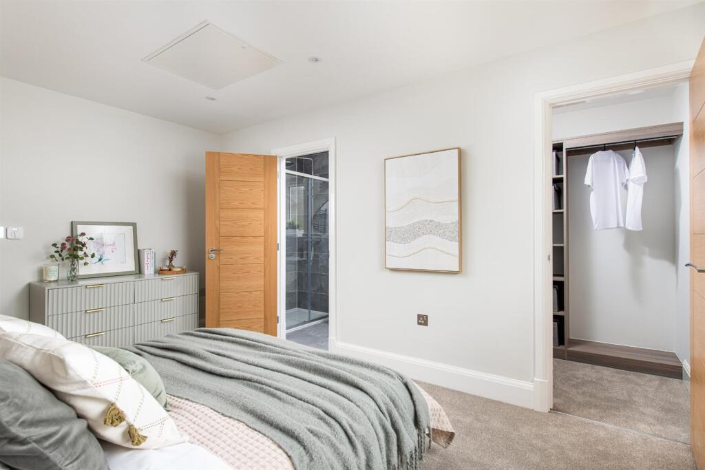 House in Bath - View 3