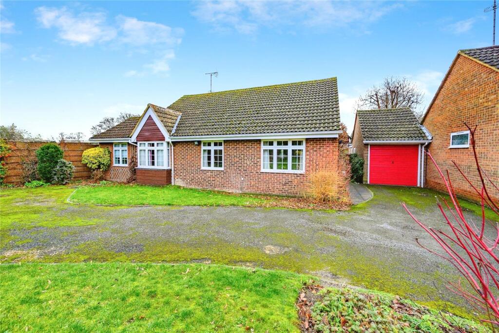 Main image of property: Friary Field, Dunstable, Bedfordshire, LU6