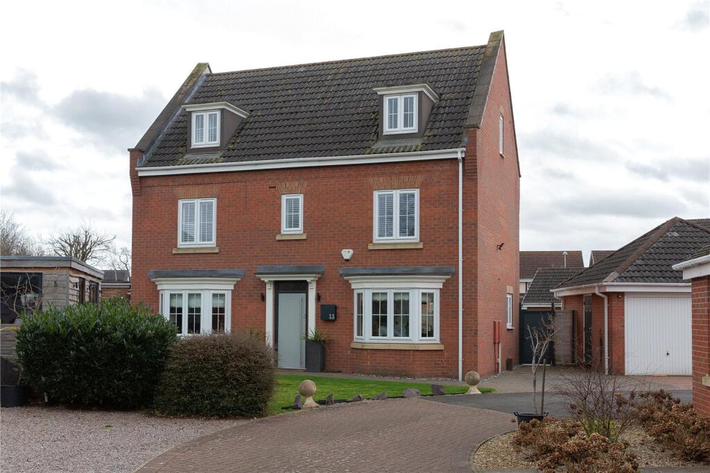 Main image of property: Augustus Close, North Hykeham, Lincoln, Lincolnshire, LN6