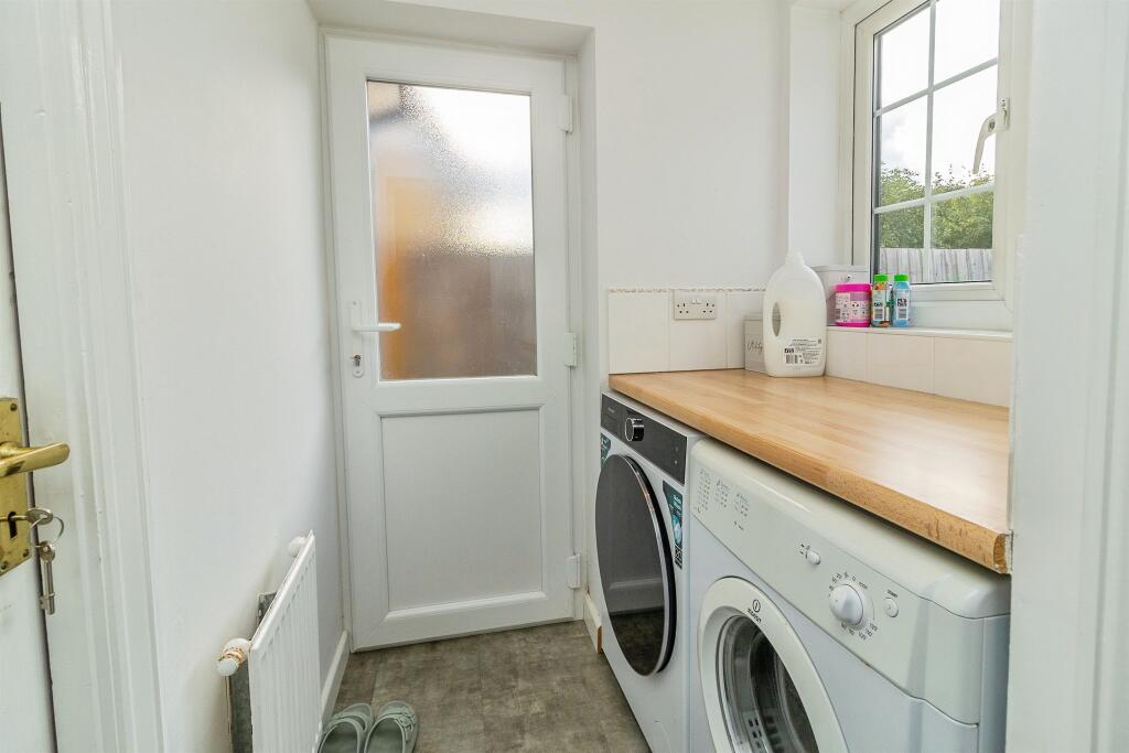 House in Milton Keynes, Browns Wood, Walton - More