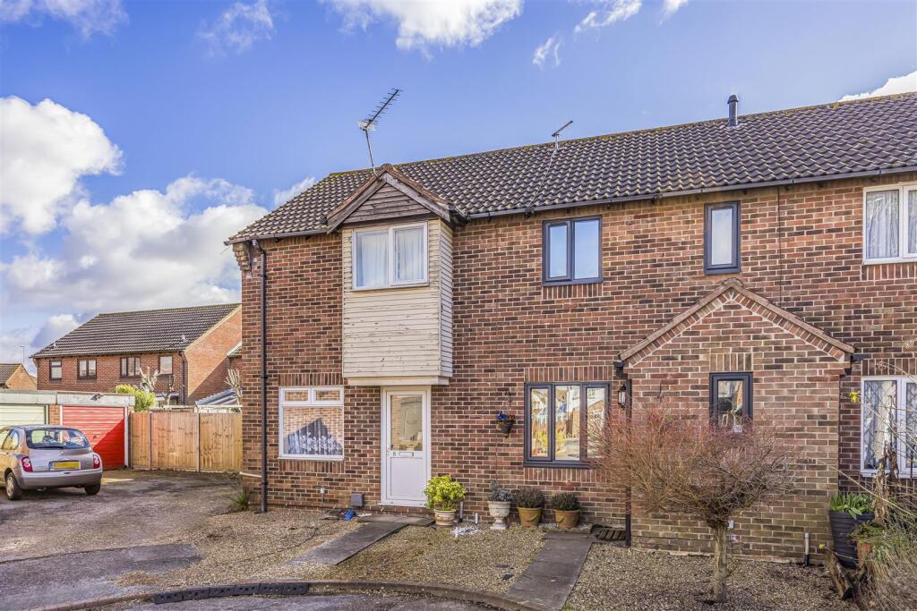 House in Portsmouth - View 3