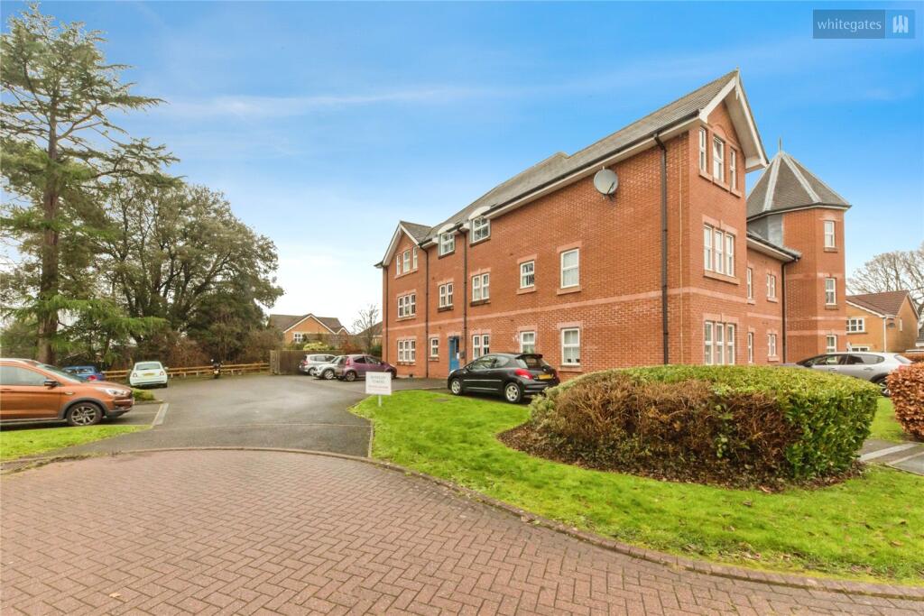 Blackthorn Close, Wistaston, Crewe, Cheshire, CW2 photo 2