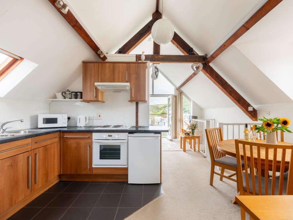 Apartment in Port Isaac, Port Gaverne, St. Endellion - More