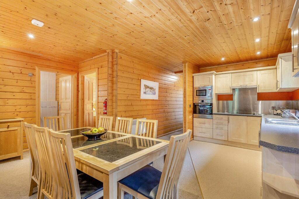 House in Truro - View 3