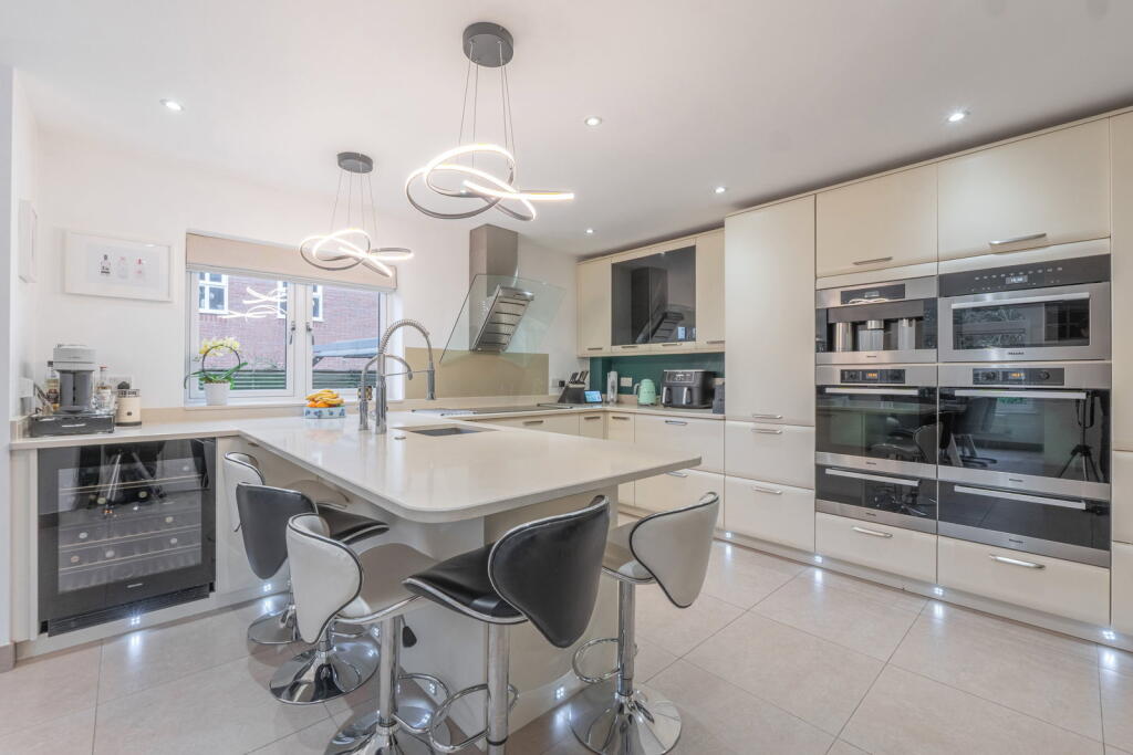 Additional image 7 of Merriemont Drive, Barnt Green, Birmingham, B45 8QZ