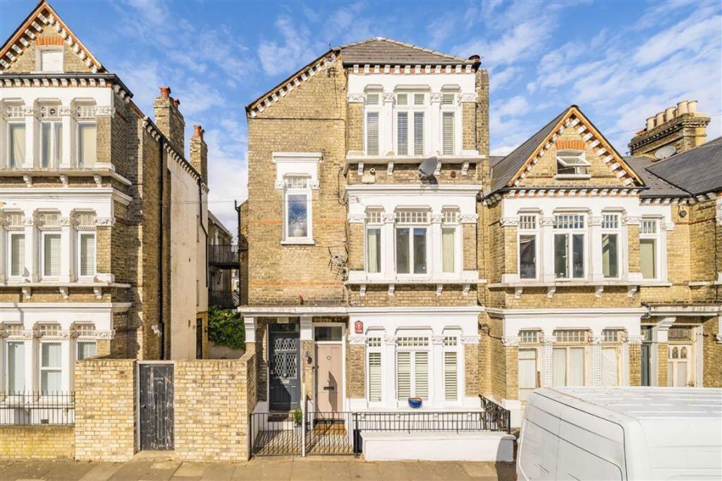 Main image of property: Thirsk Road, London