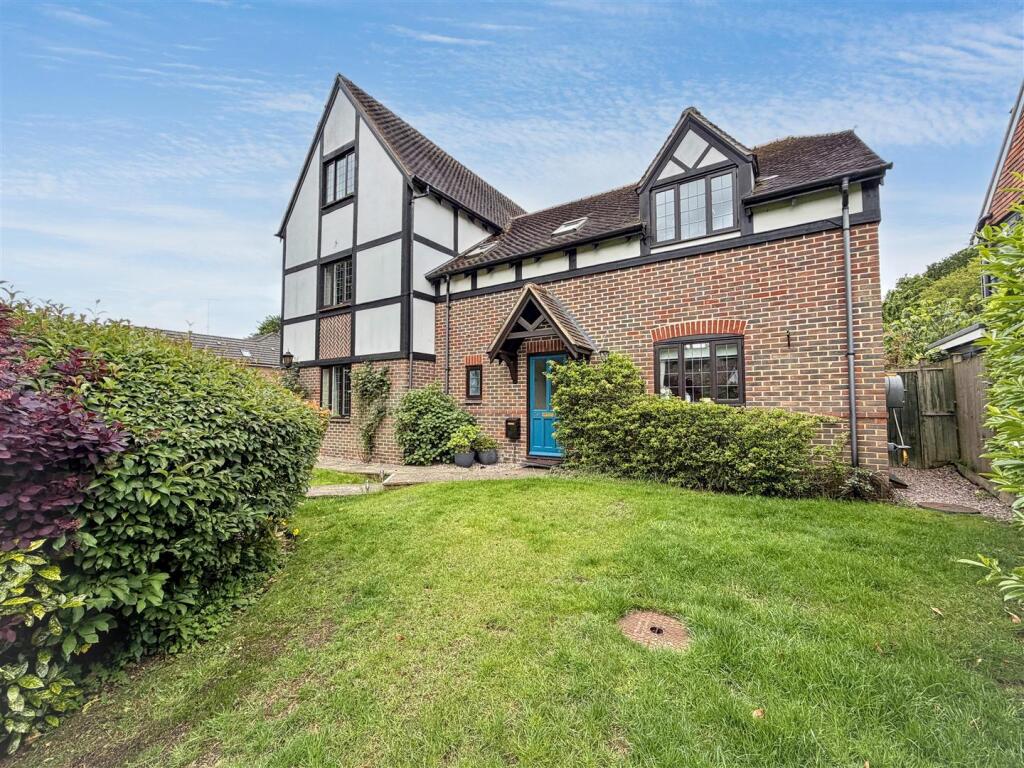 Main image of property: Peppard Road, Sonning Common