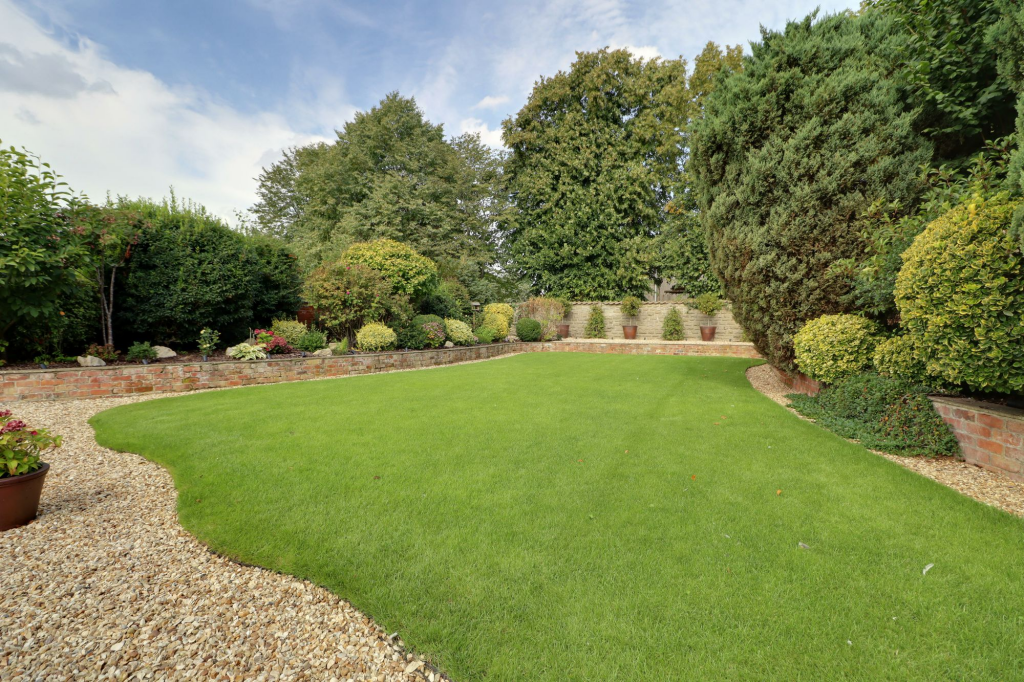 House in Doncaster - View 4
