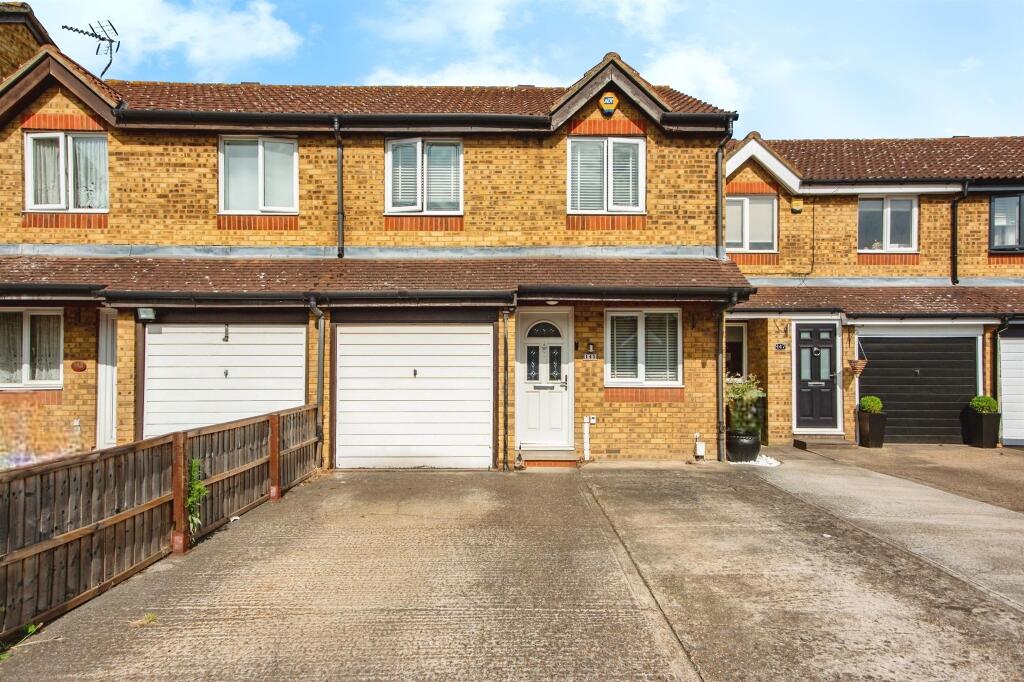 3-bed terraced on Parsonage Road, Grays, £350,000