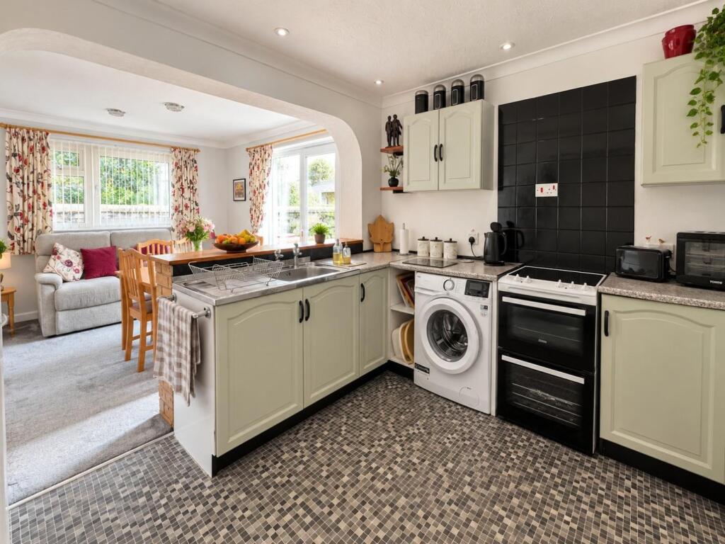House in Exeter - View 5