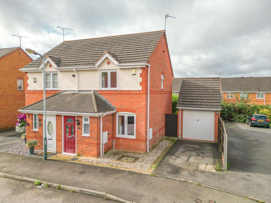 Main image of property: Upton Drive, Nuneaton, CV11