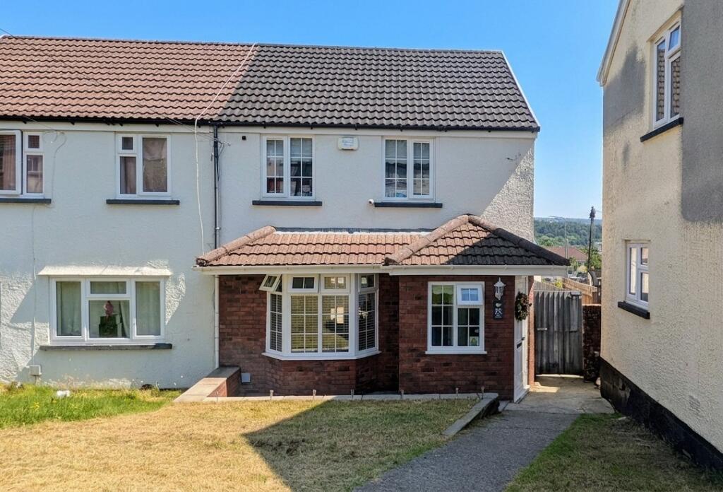 House in Merthyr Tydfil, Gellideg, Cyfarthfa