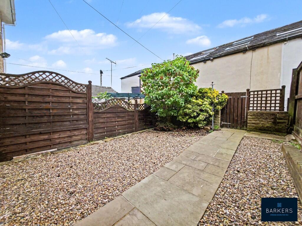 Kenmore Road, Cleckheaton photo 5