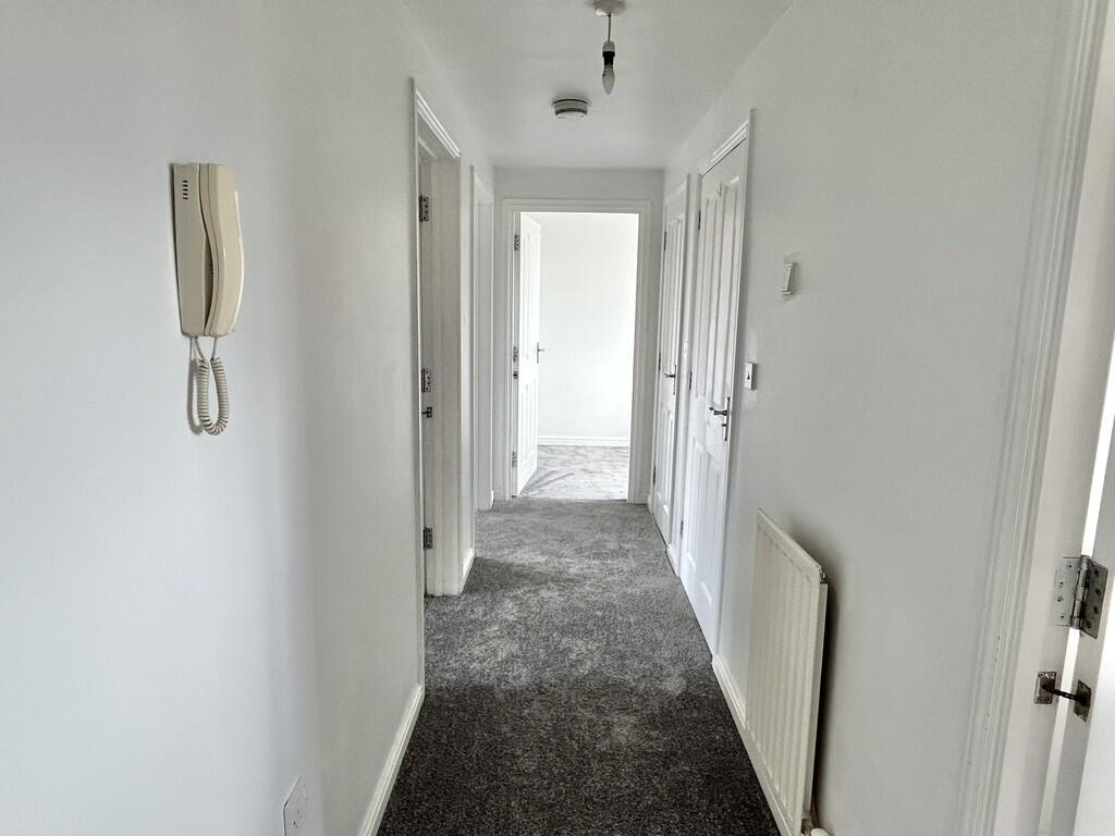 Apartment in Exeter, Devon - View 5