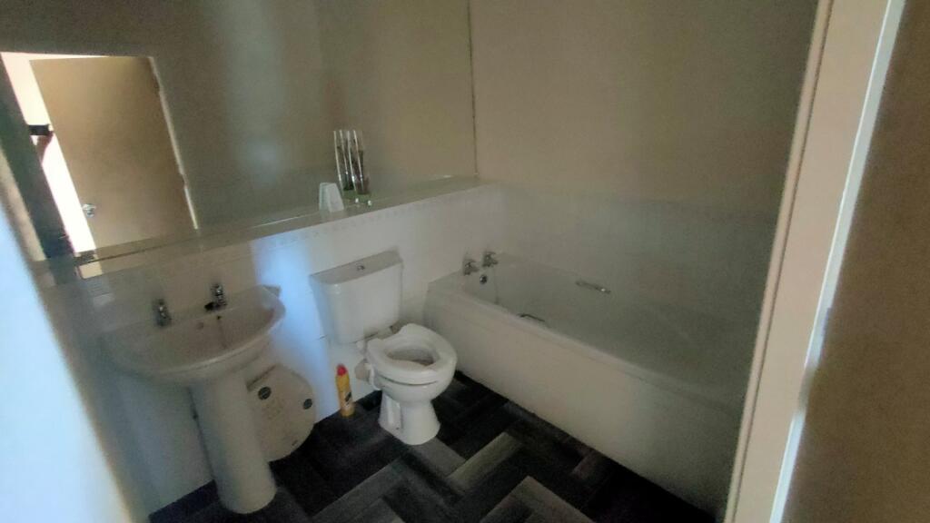 Caxton Place, Wrexham, Clwyd, LL11 photo 5