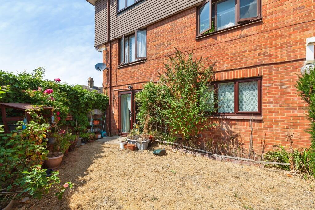 Main image of property: Rye Court, Slough
