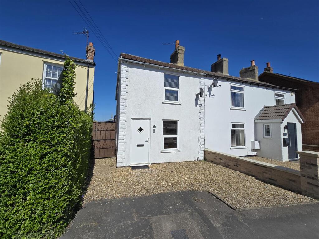 Main image of property: London Road, Long Sutton
