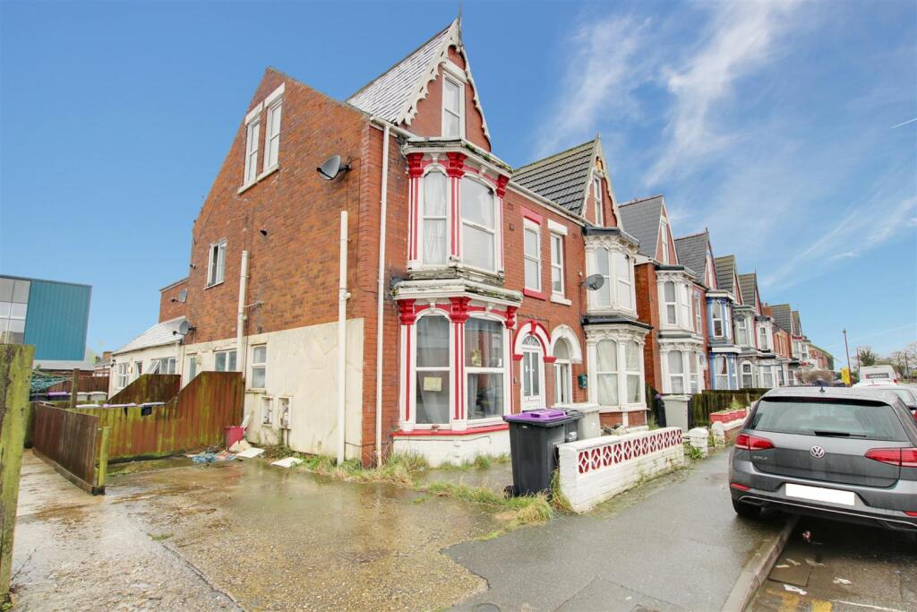 Main image of property: Waterloo Road, Mablethorpe