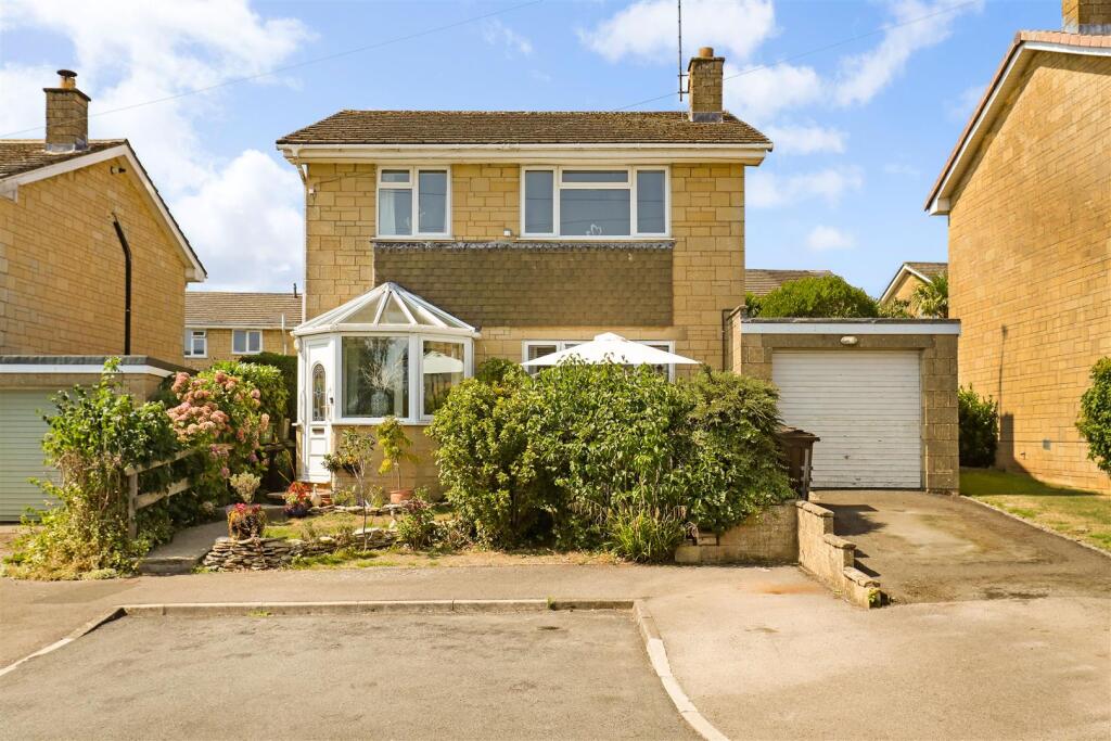 Main image of property: Manor Close, Minchinhampton, Stroud