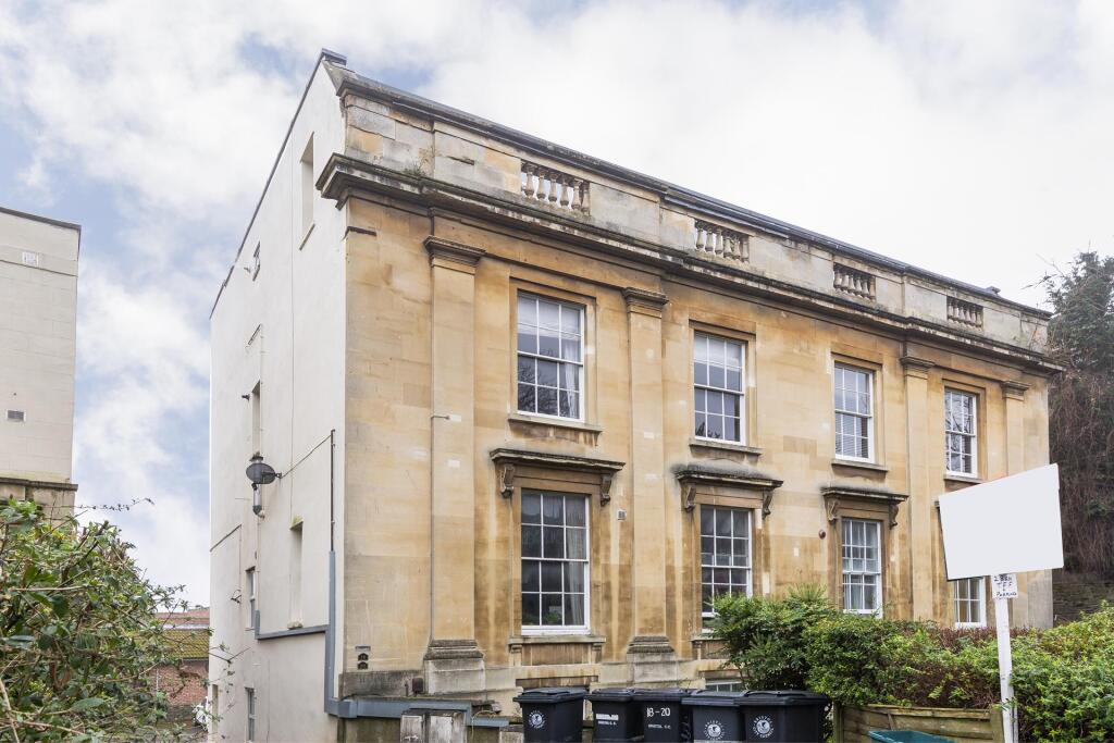 Property photo 8
