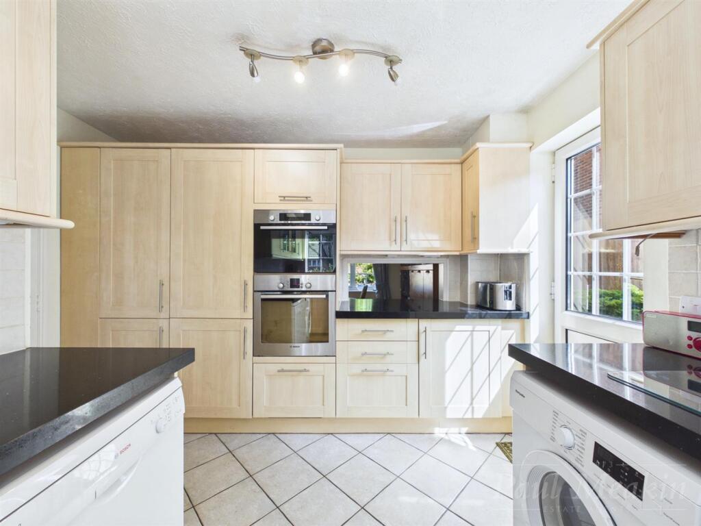 House in London - View 4