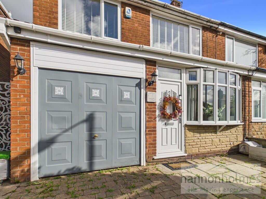 3-bed semi-detached on Harrowby Lane, Farnworth, Bolton, £230,000