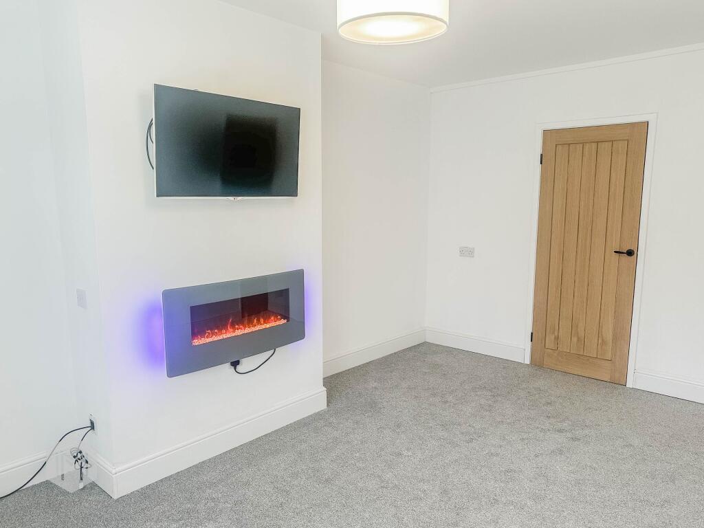 Booth Road, Little Lever, BL3 photo 5