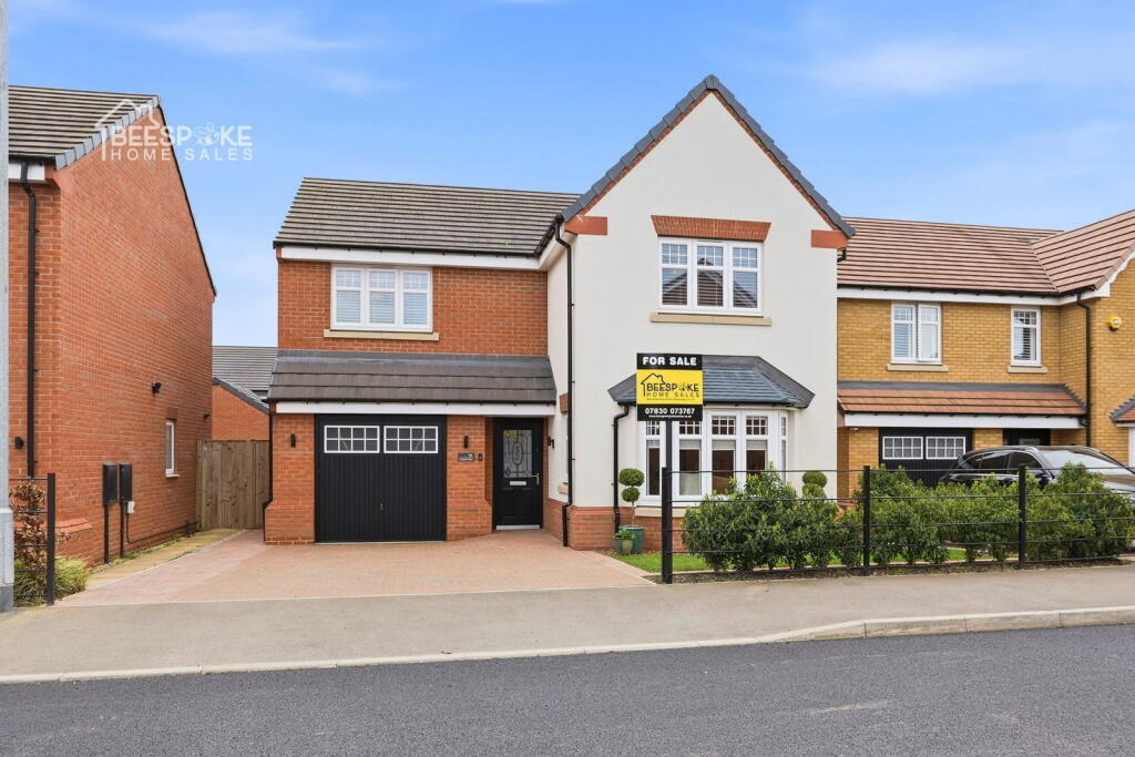 Main image of property: Longwall Lane, Edwinstowe, Mansfield, NG21 9SF