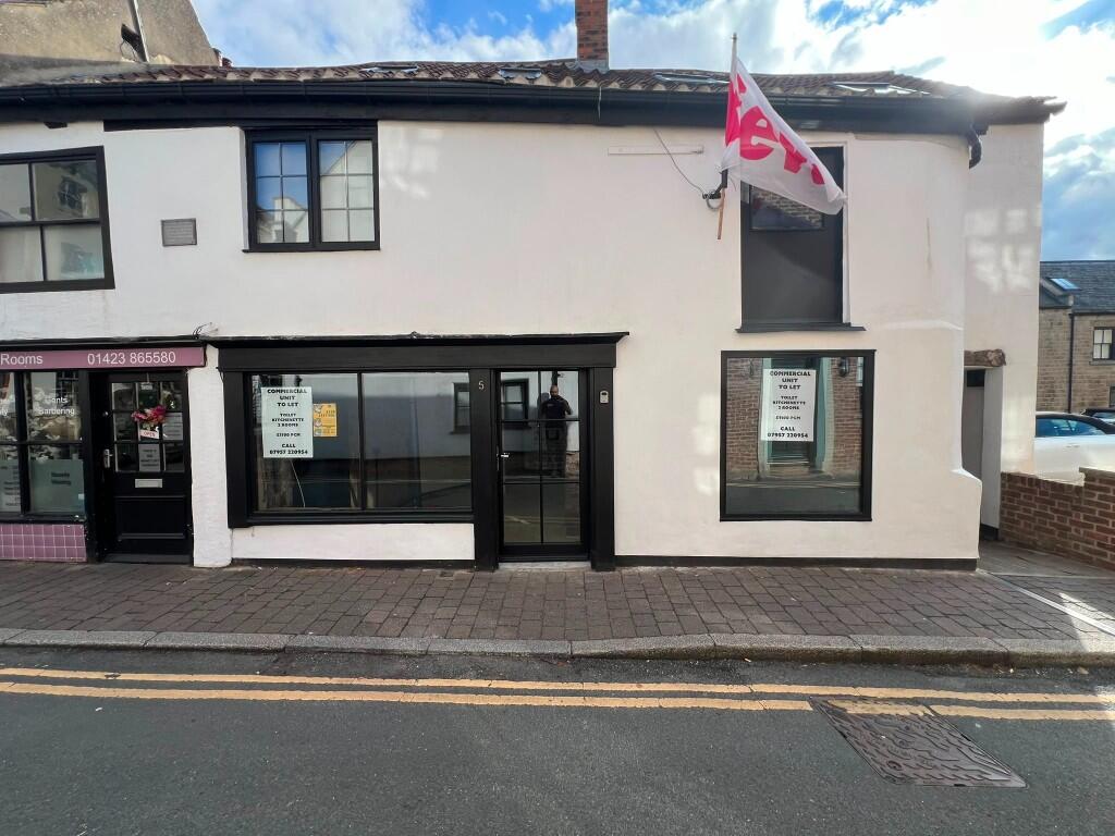 Main image of property: Kirkgate, Knaresborough, North Yorkshire, HG5