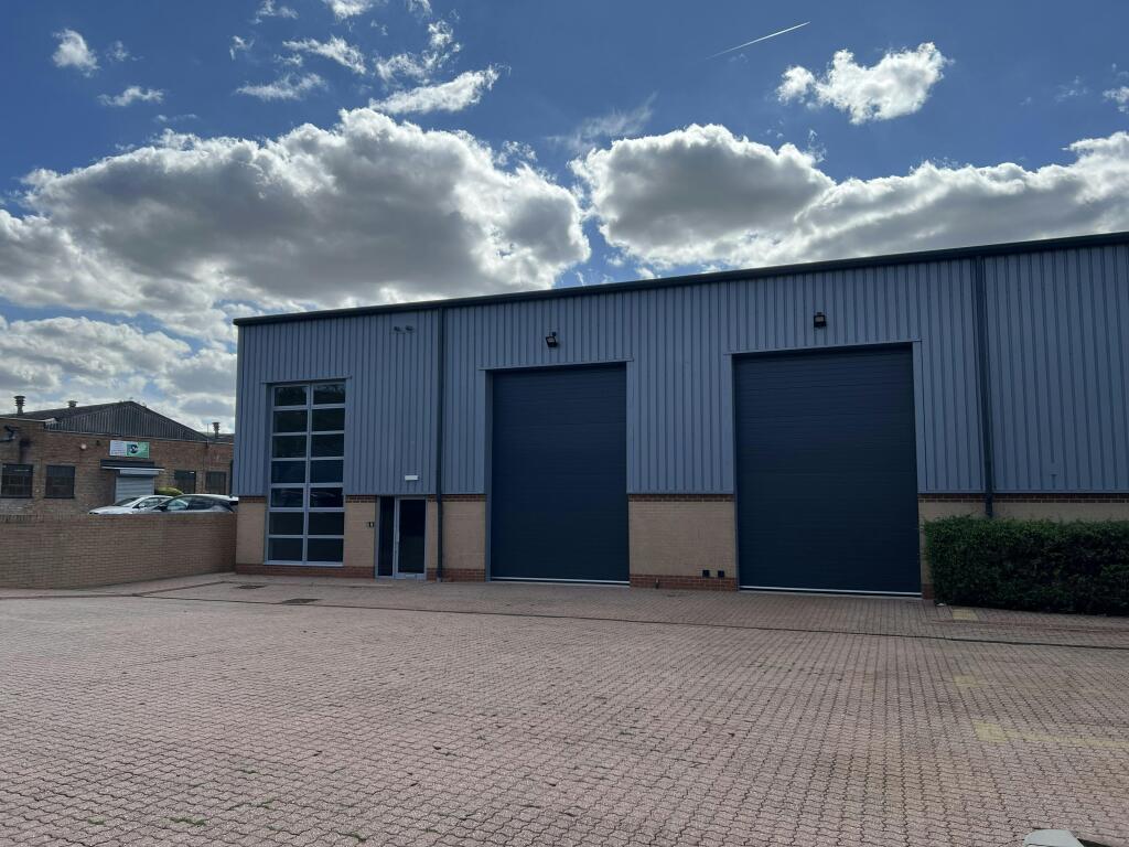 Unit 40 External 1.jpg