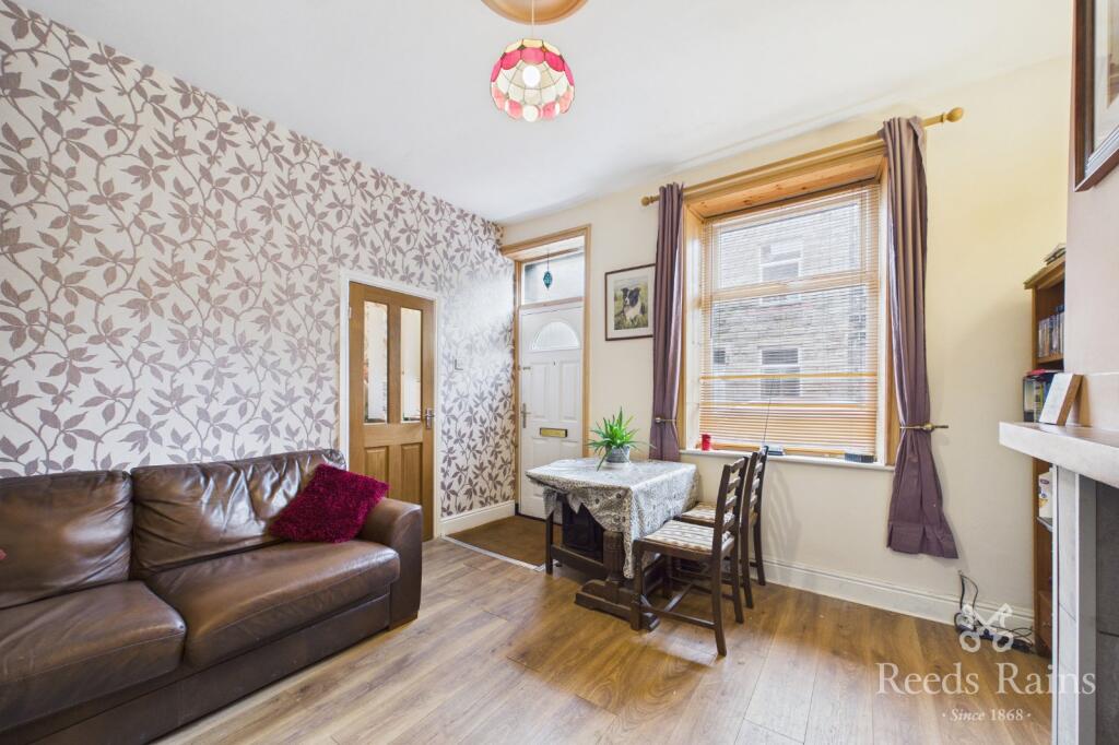 House in Todmorden, Vale - View 3