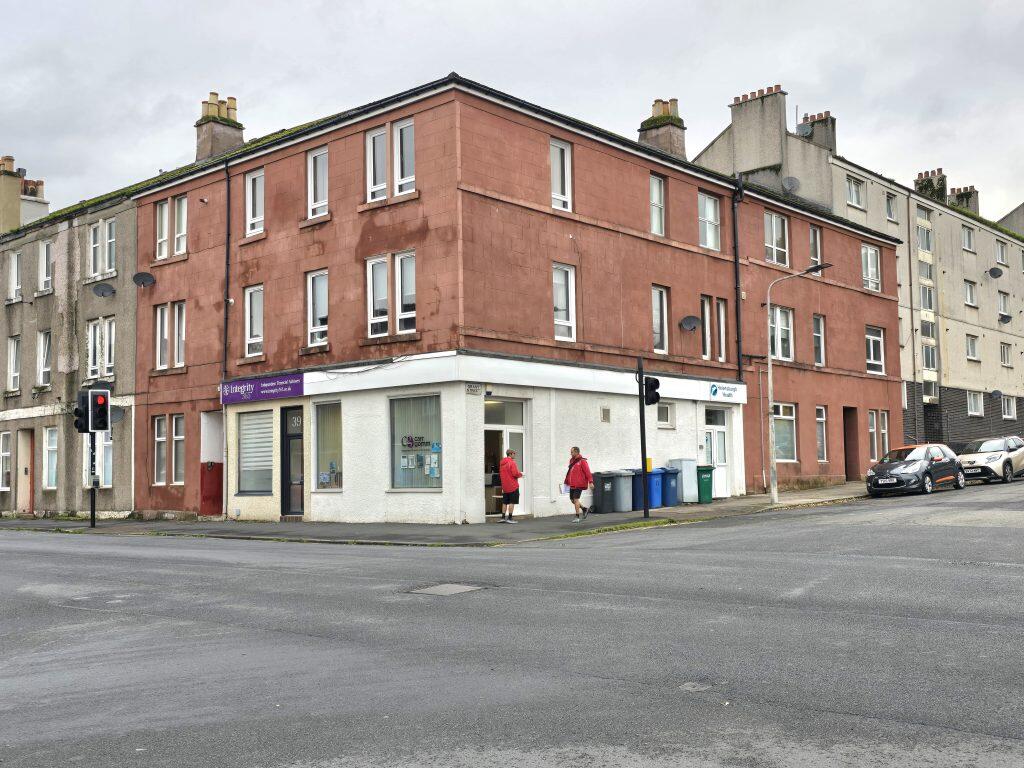 Main image of property: 1/1, 37 East King Street, Helensburgh G84 7QJ