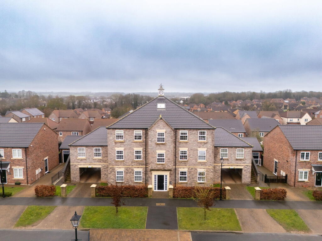 Main image of property: Pentagon Way, Leeds, West Yorkshire, LS22 6AU