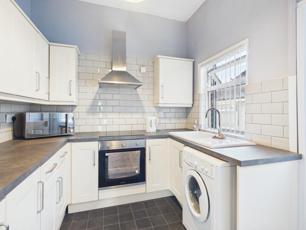 House in Stoke-on-Trent - More