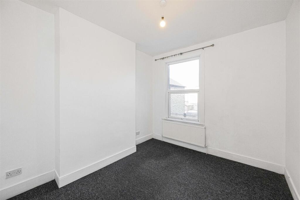 Westbury Road, Walthamstow, London - More