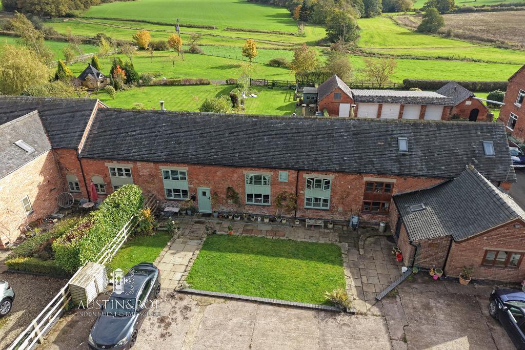 4-bed house on Newcastle Road, Market Drayton, Shropshire, TF9 2EQ, £439,950