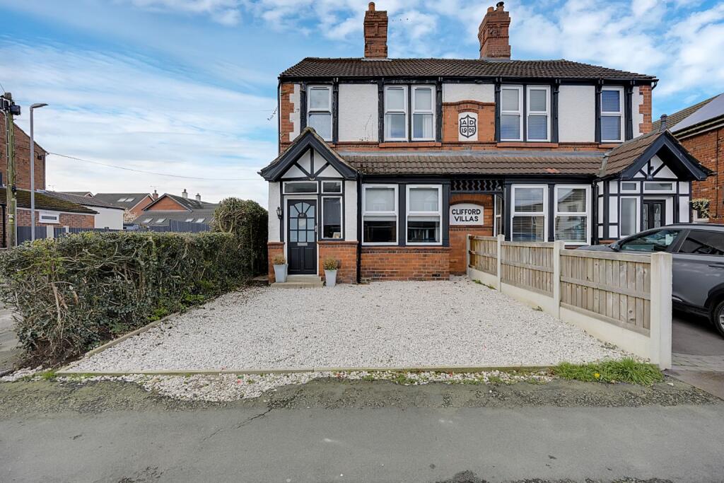 Main image of property: Oakland Avenue, Haslington, Crewe, Cheshire, CW1 5PB