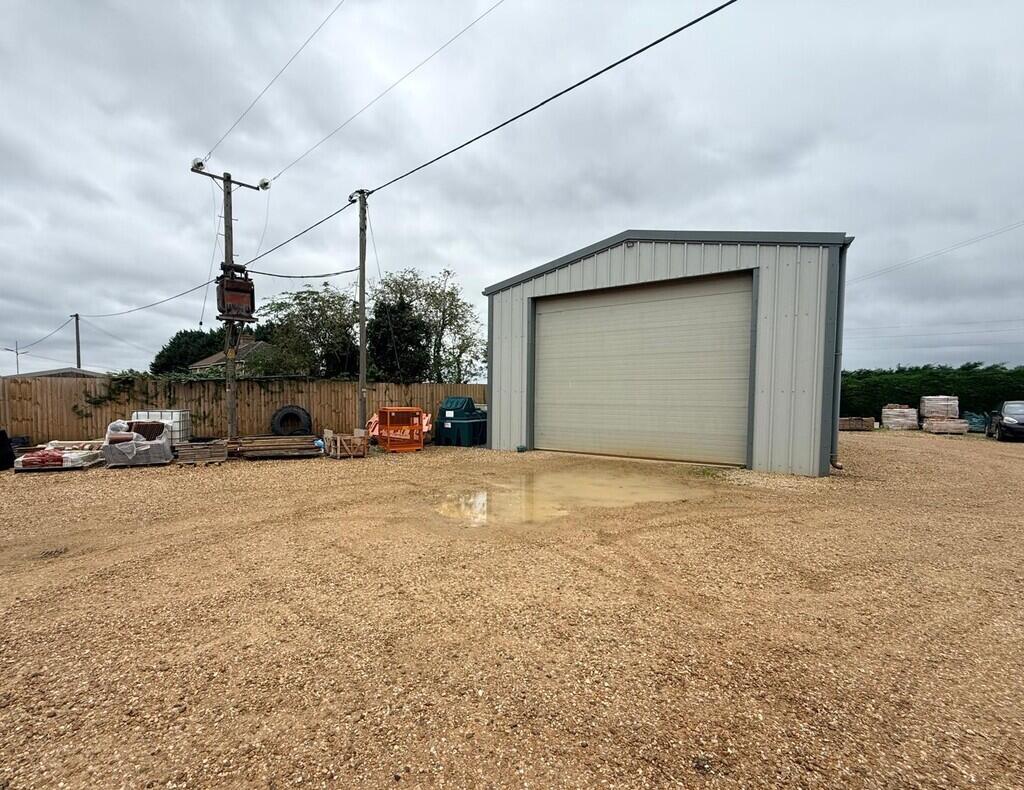 Main Road, Three Holes, Wisbech, Cambs., PE14 9JS photo 2