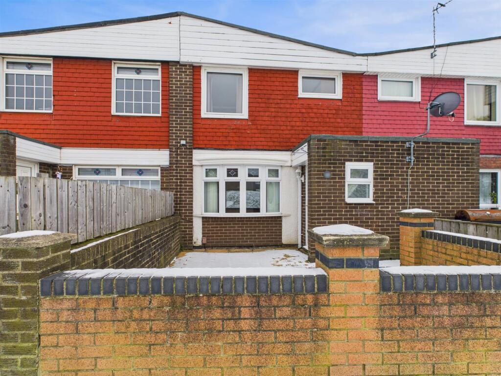 Main image of property: Gorsehill, Gateshead